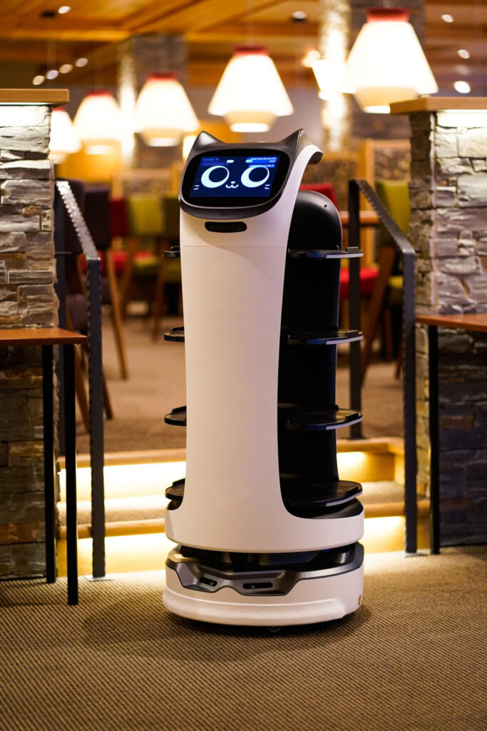 Робот-доставщик BellaBot